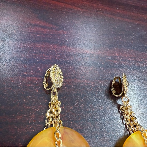Avon “Color Disc”  Gold and Orange Dangle clip  Earrings NIB 1992 vintage - Picture 4 of 5